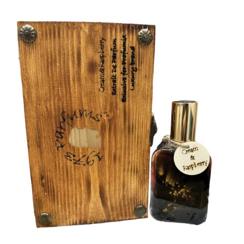 1973 CREAM AND RASPBERRY EXTRAIT DE PARFUM SPRAY 30ML